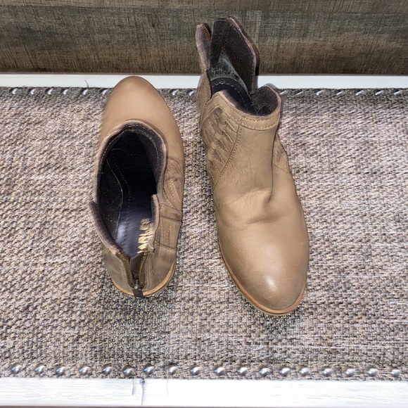 Charles David Womens Tan Leather Ankle Booties Charles By Charles David Size 8 - Picture 10 of 10